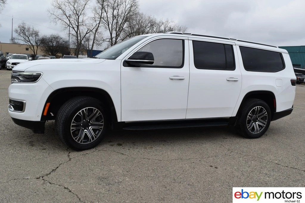 2024 Jeep Wagoneer 3 ROW (L) Series II Luxury-Edition(long Wheel Base)