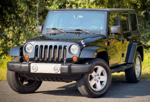 2011 Jeep Wrangler NO Reserve Sahara JEEP Unlimited 4X4 na prodej