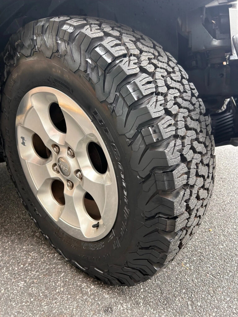 2015 Jeep Wrangler Unlimited Sahara1 Owner 4×4 6 Speed Trans clean Carfax