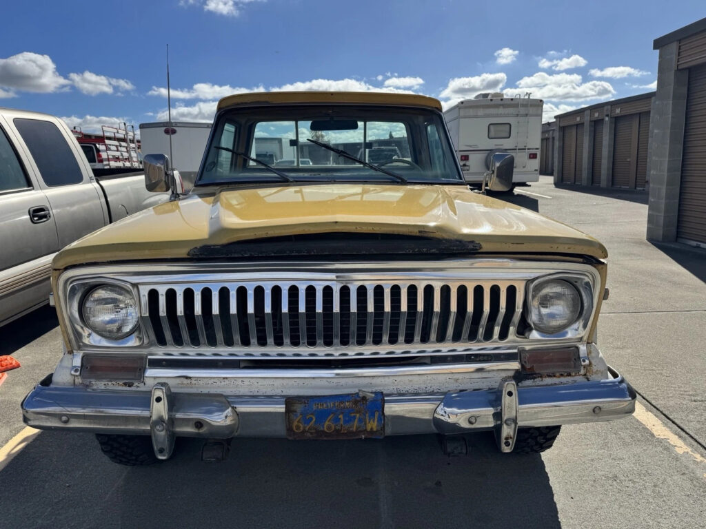 1974 Jeep J10 4 Wheel Drive