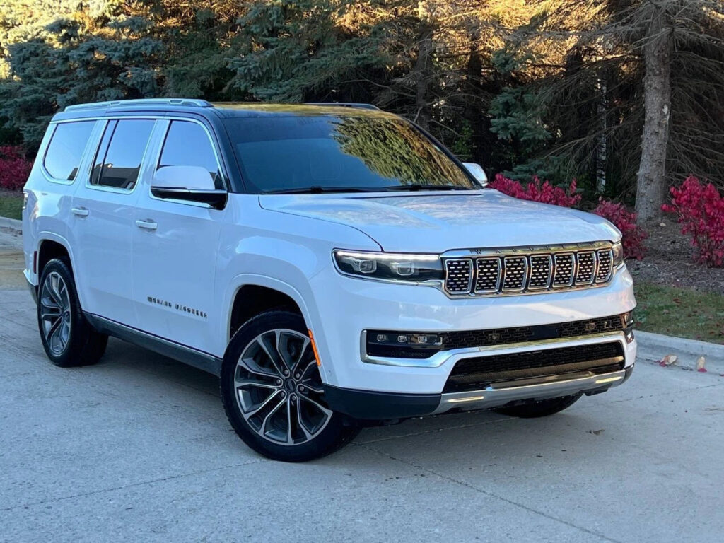 2022 Jeep Grand Wagoneer Series III 4×4 4dr SUV