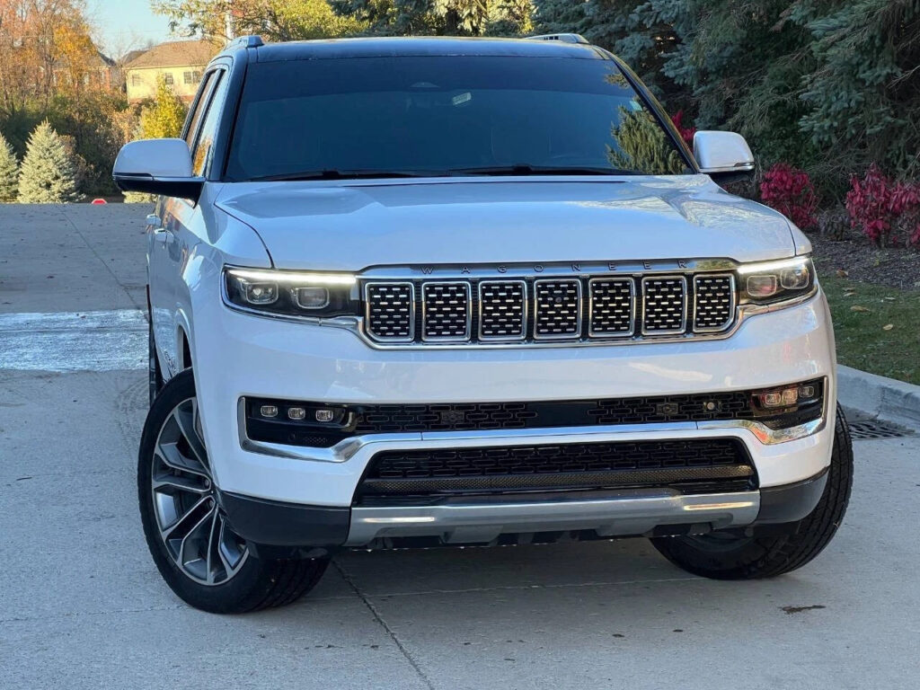 2022 Jeep Grand Wagoneer Series III 4×4 4dr SUV