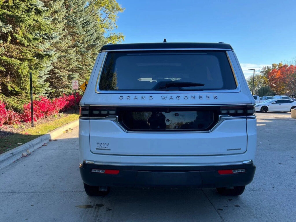 2022 Jeep Grand Wagoneer Series III 4×4 4dr SUV