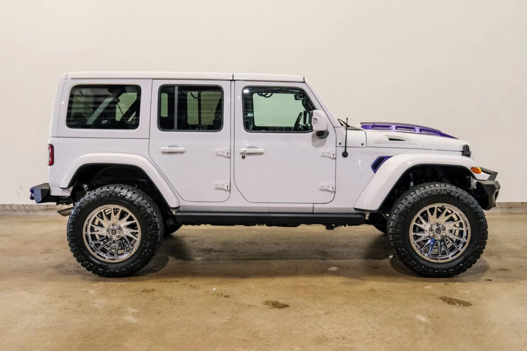 2022 Jeep Wrangler Unlimited High Altitude 4X4 Lifted,led’s,nav,34k