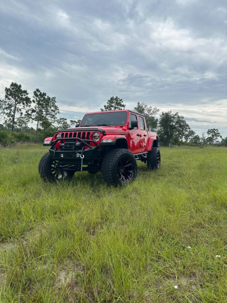 2023 Jeep Gladiator Sport