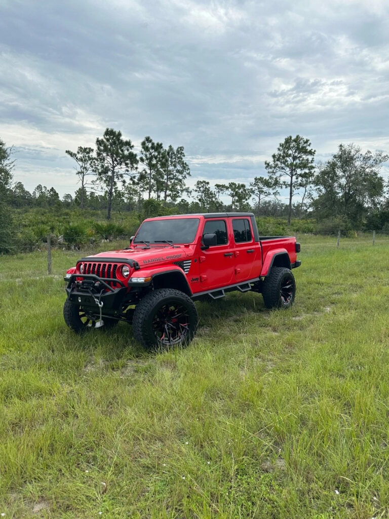 2023 Jeep Gladiator Sport