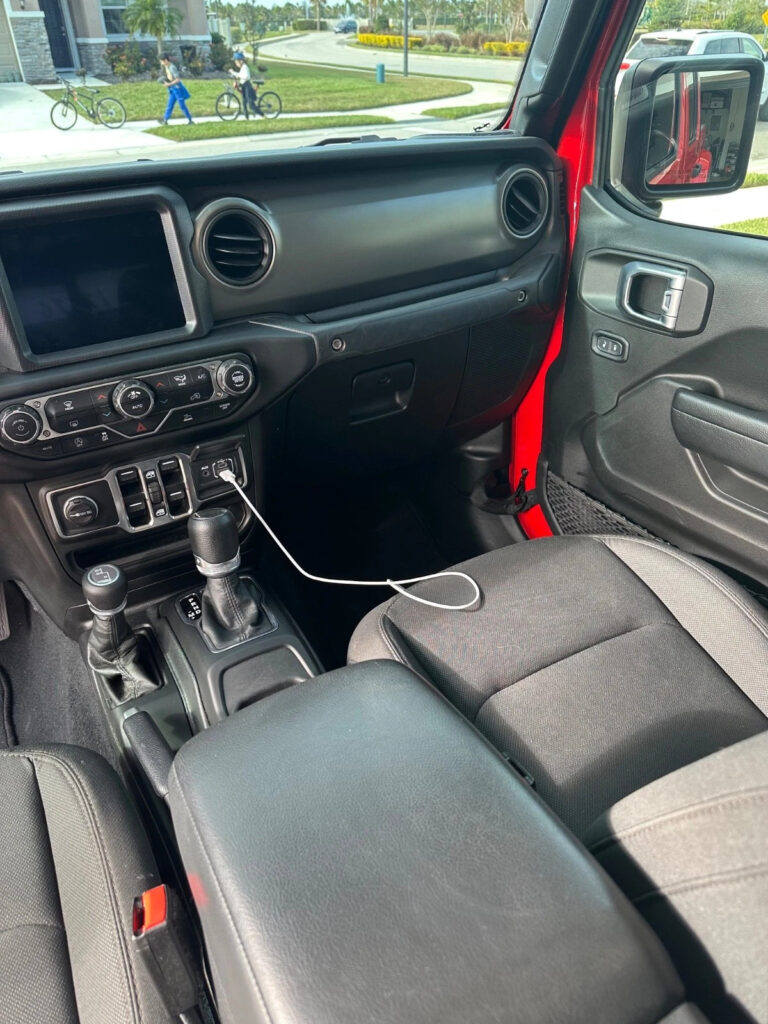 2023 Jeep Gladiator Sport