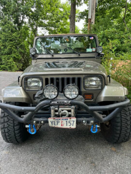 1990 Jeep Wrangler Sahara na prodej