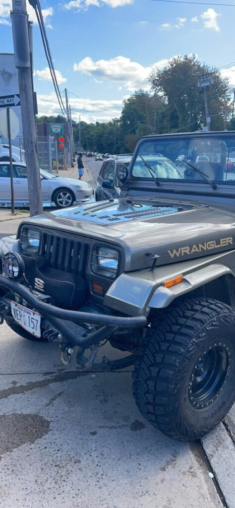 1990 Jeep Wrangler Sahara