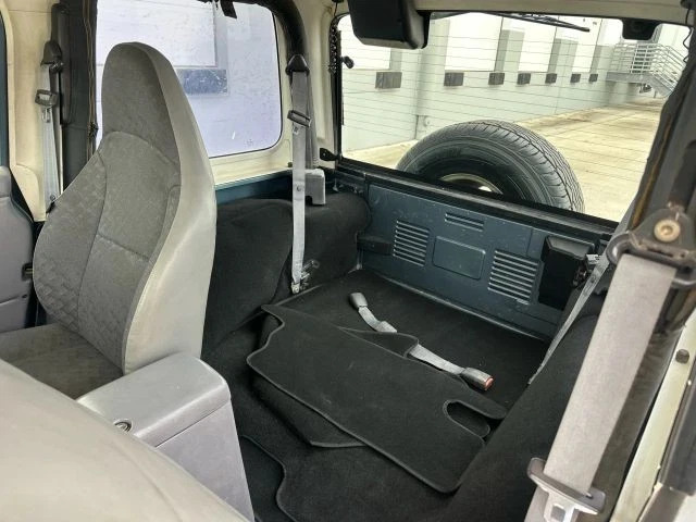 1998 Jeep Wrangler / Tj Sport Utility 2D