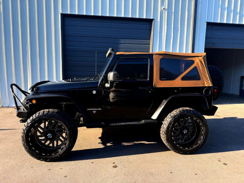 2013 Jeep Wrangler Sahara