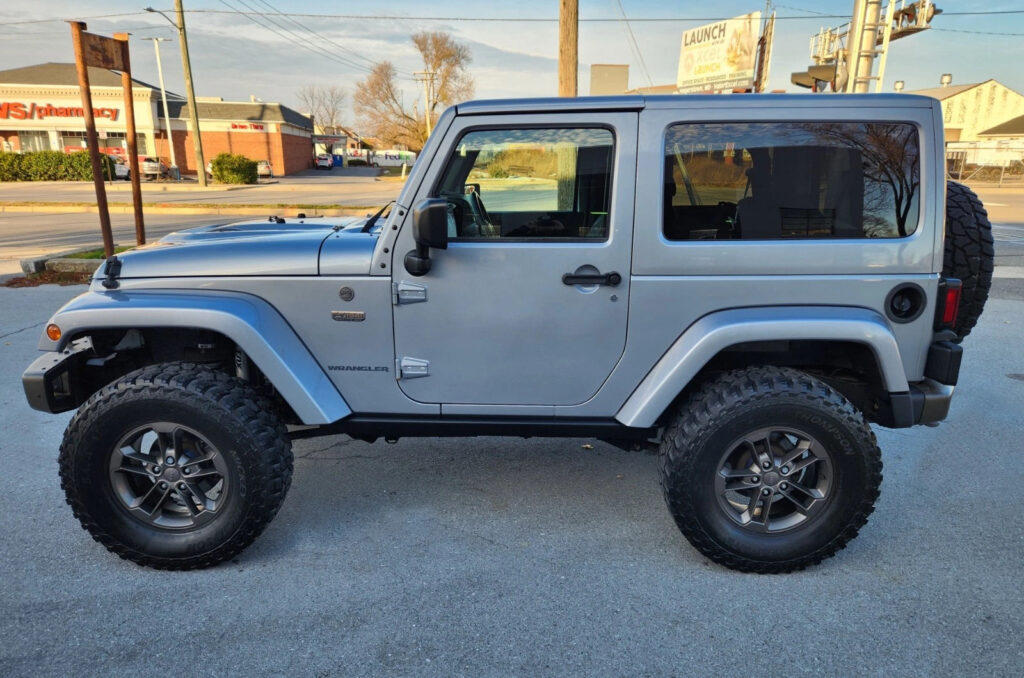 2016 Jeep Wrangler Sahara