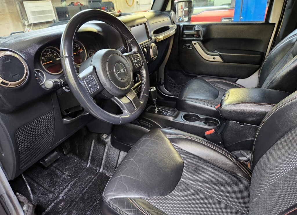 2016 Jeep Wrangler Sahara