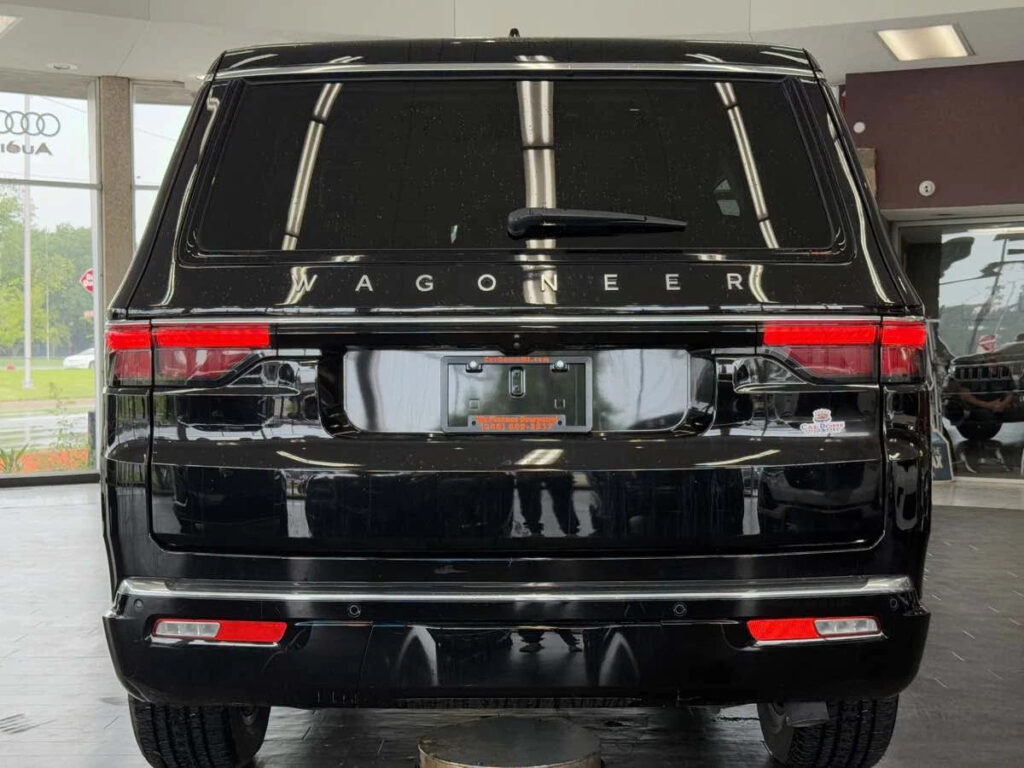 2024 Jeep Wagoneer