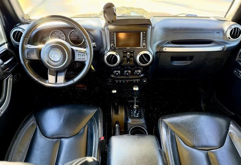 2016 Jeep Wrangler Unlimited Sahara 4WD