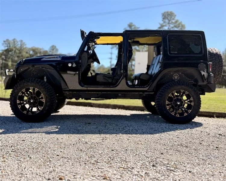 2016 Jeep Wrangler Unlimited Sahara 4WD