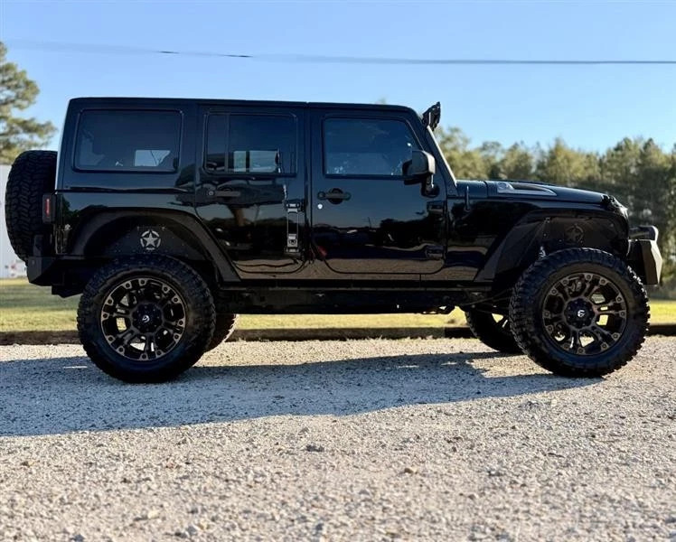 2016 Jeep Wrangler Unlimited Sahara 4WD
