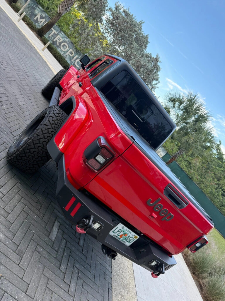 2024 Jeep Gladiator Willys