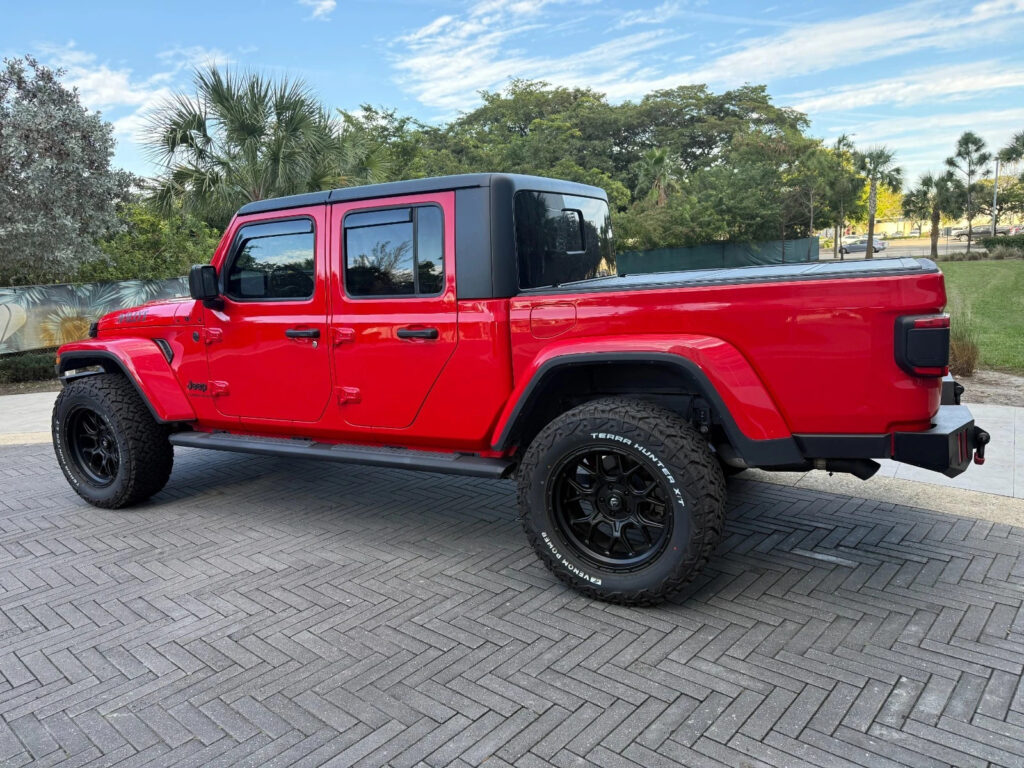 2024 Jeep Gladiator Willys