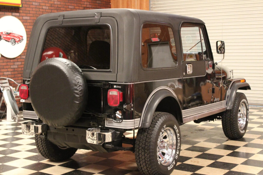 1983 Jeep CJ CJ7 Laredo 63k Miles Auto AC EFI Survivor