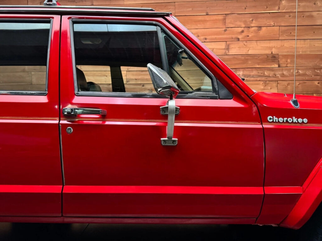 1987 Jeep Cherokee Laredo