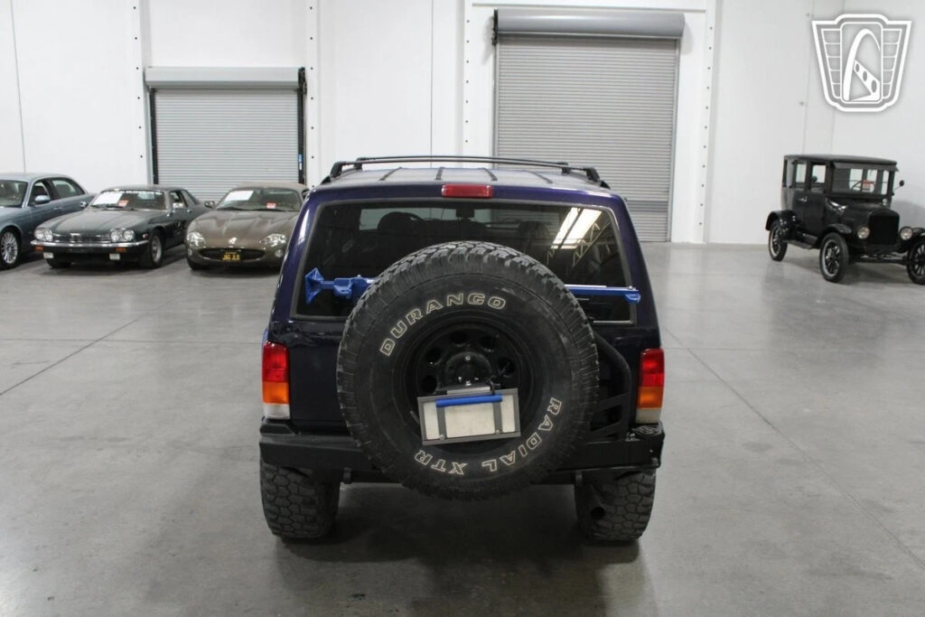 1999 Jeep Cherokee Classic