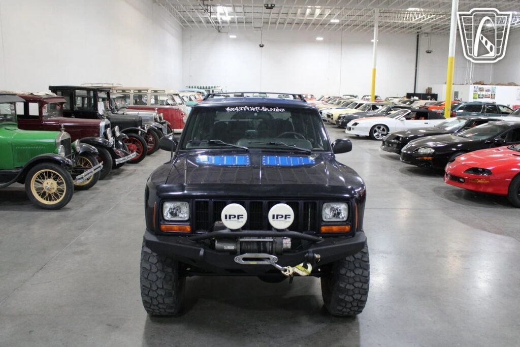 1999 Jeep Cherokee Classic