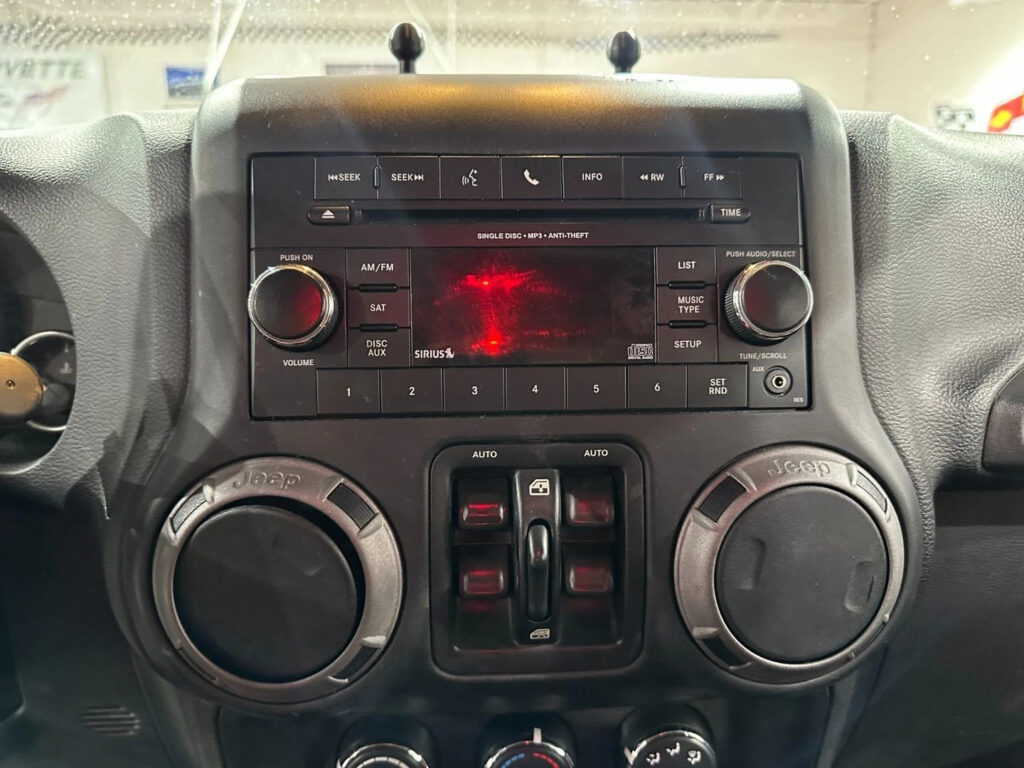 2016 Jeep Wrangler Unlimited Sport 23S Package, XRC Bumpers, 4″ Lift, 17″on35’s