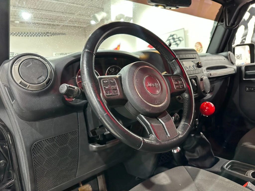 2016 Jeep Wrangler Unlimited Sport 23S Package, XRC Bumpers, 4″ Lift, 17″on35’s