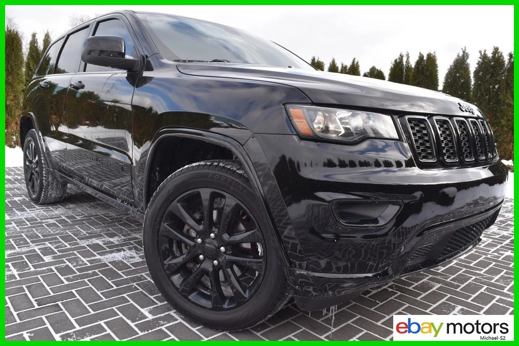 2020 Jeep Grand Cherokee 4X4 3.6L Altitude-Edition(nicely Optioned)