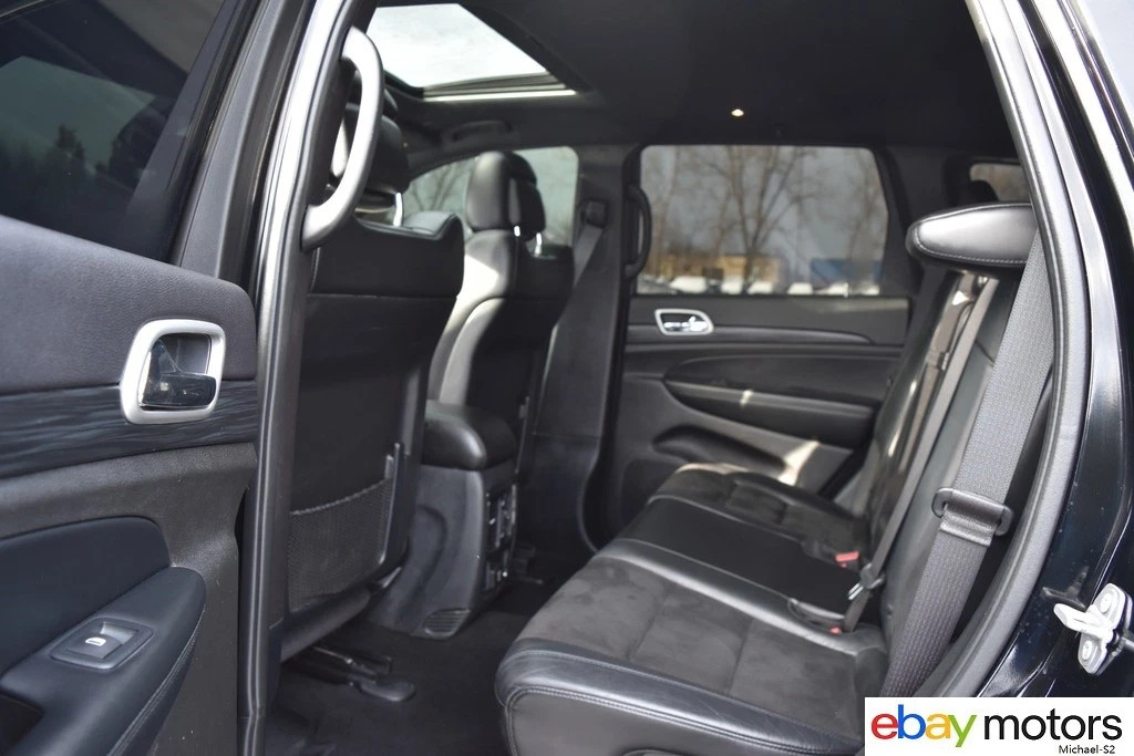 2020 Jeep Grand Cherokee 4X4 3.6L Altitude-Edition(nicely Optioned)