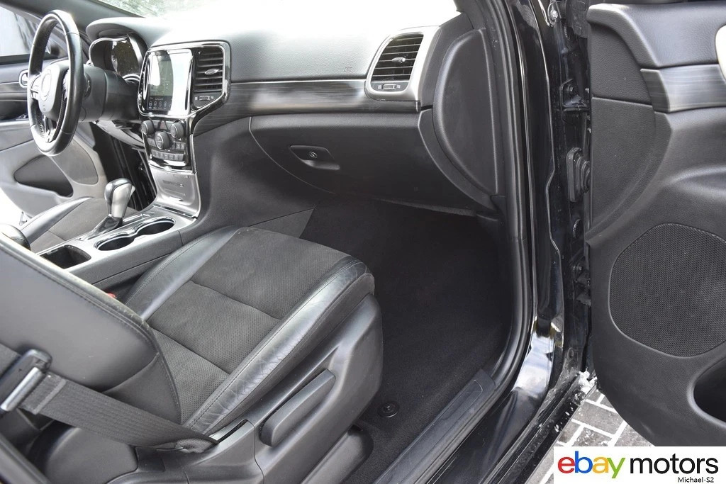 2020 Jeep Grand Cherokee 4X4 3.6L Altitude-Edition(nicely Optioned)