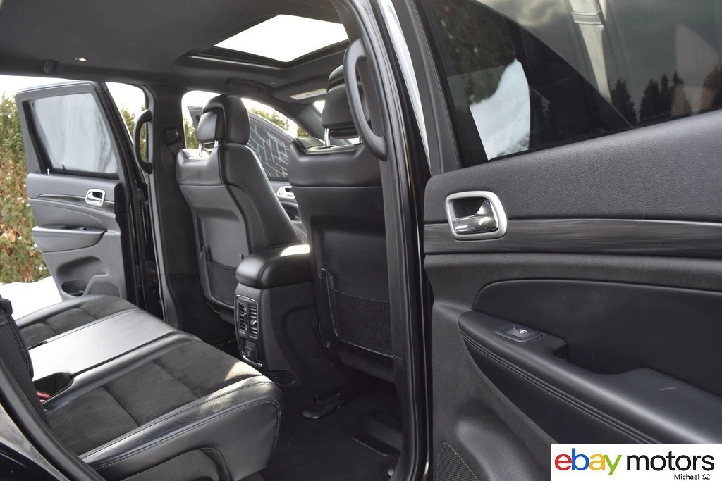 2020 Jeep Grand Cherokee 4X4 3.6L Altitude-Edition(nicely Optioned)