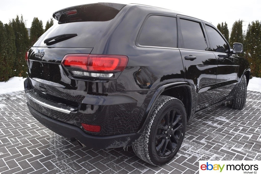 2020 Jeep Grand Cherokee 4X4 3.6L Altitude-Edition(nicely Optioned)