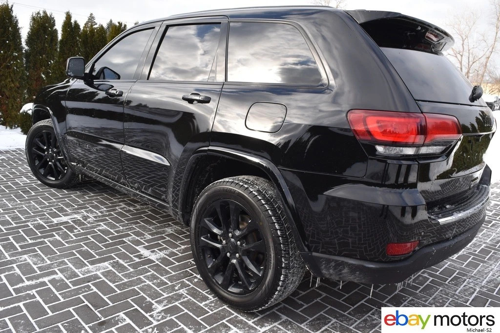 2020 Jeep Grand Cherokee 4X4 3.6L Altitude-Edition(nicely Optioned)
