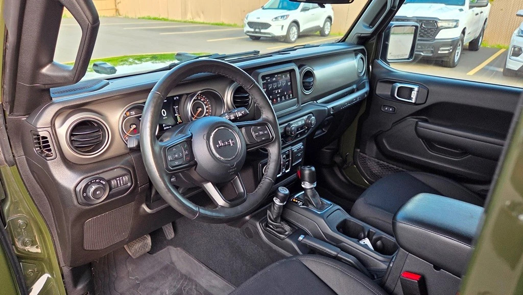 2022 Jeep Wrangler Sport