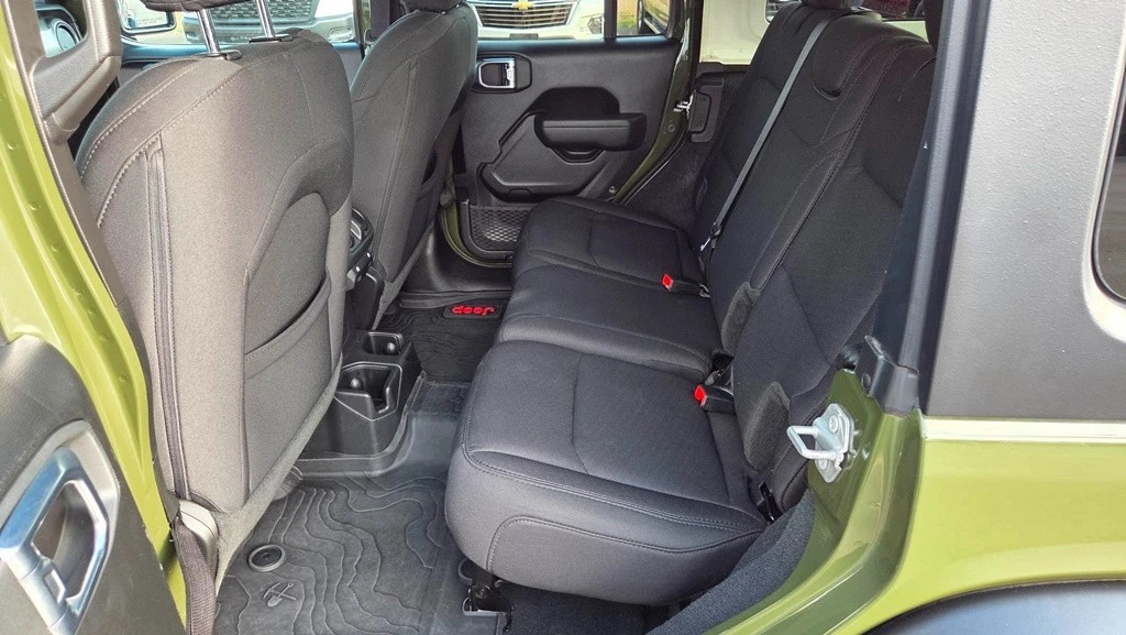 2022 Jeep Wrangler Sport