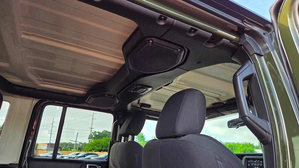 2022 Jeep Wrangler Sport