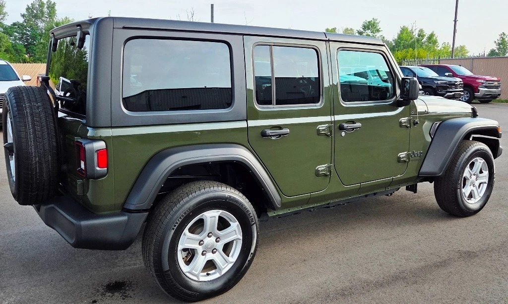 2022 Jeep Wrangler Sport