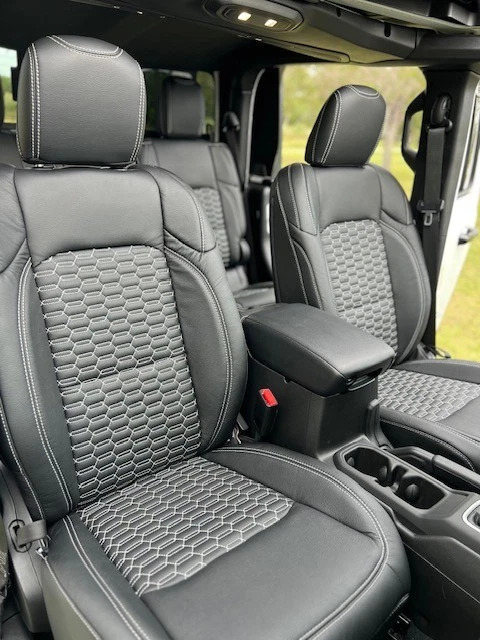 2024 Jeep Gladiator Sport S