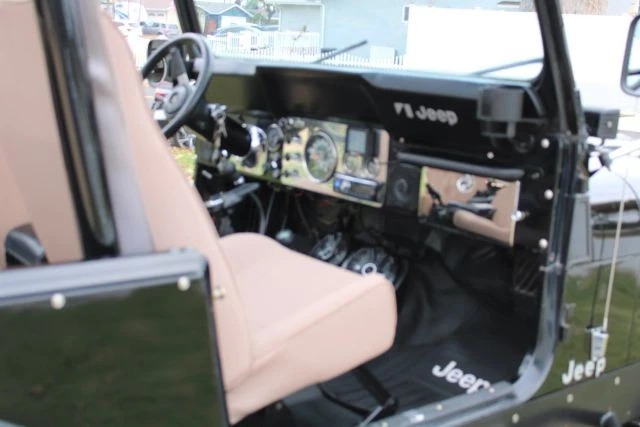 1985 Jeep Base Utility