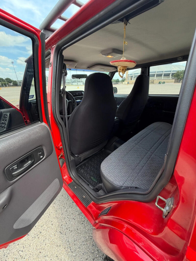 2001 Jeep Cherokee Sport