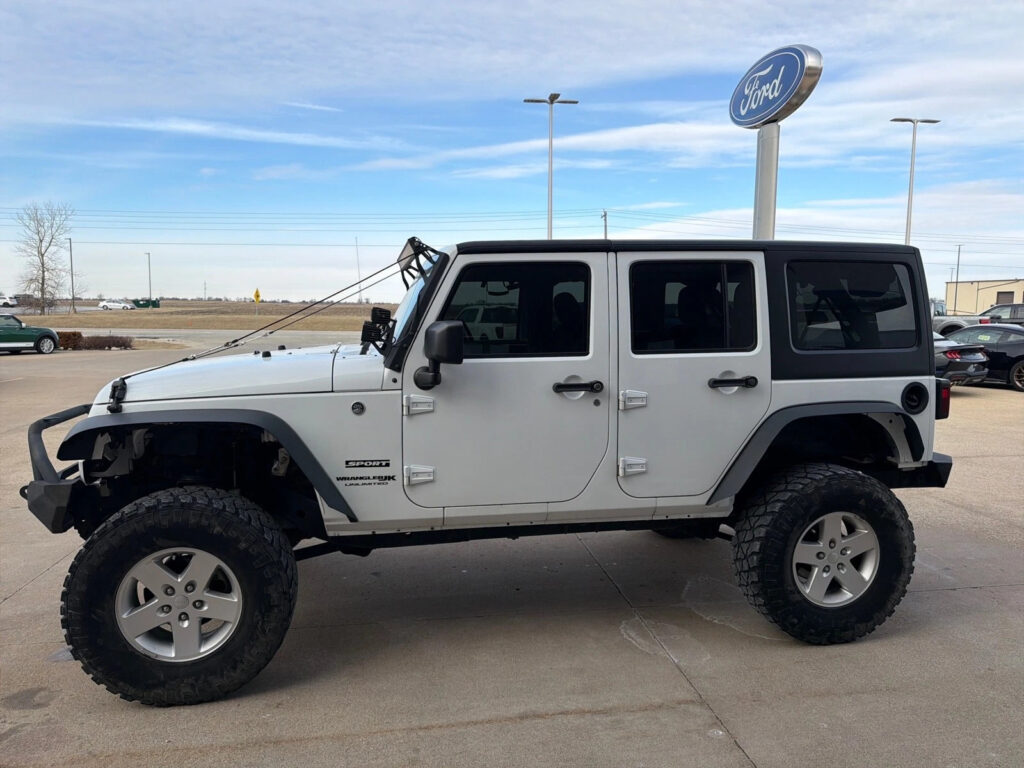 2018 Jeep Wrangler Unlimited Sport