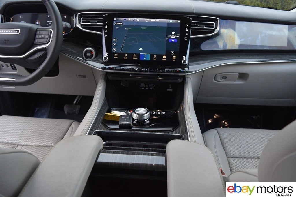 2022 Jeep Wagoneer HEMI Series Iii-Edition(new WAS $87,220)