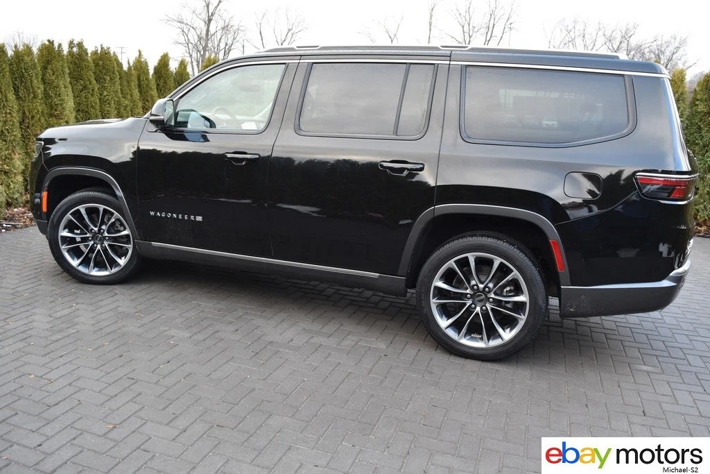 2022 Jeep Wagoneer HEMI Series Iii-Edition(new WAS $87,220)