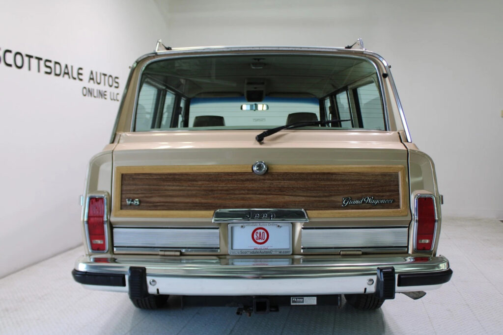 1989 Jeep Grand Wagoneer