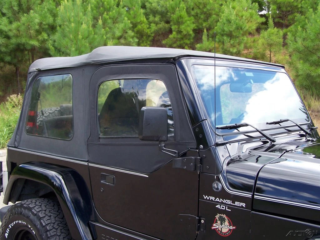 1999 Jeep Wrangler 74k Sahara 5-Speed A/C H.O 4.0L Inline 6CYL 4WD Utility SUV