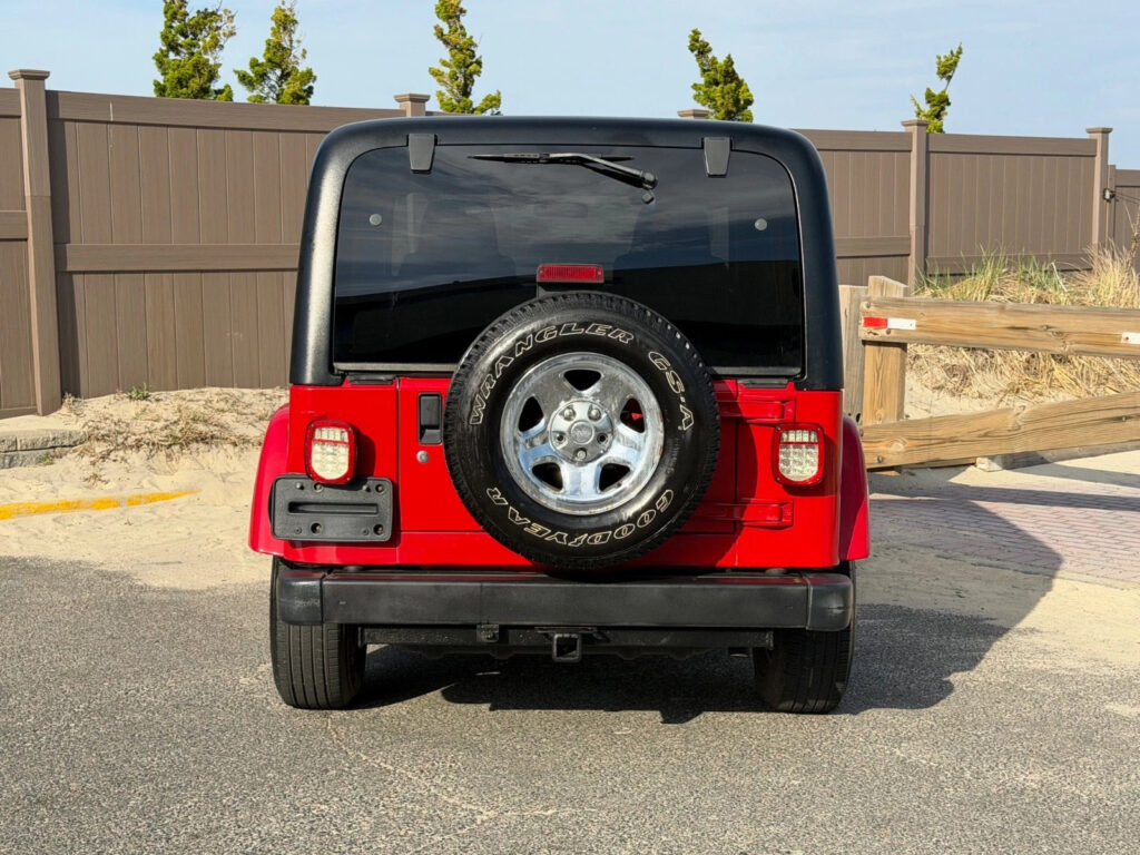 2003 Jeep Wrangler Freedom Edition TJ 5-Speed