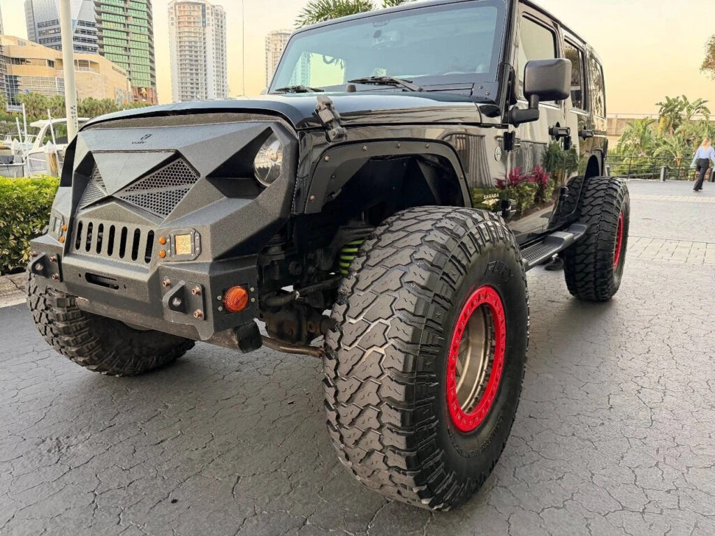 2013 Jeep Wrangler Unlimited Sahara 4×4 4dr SUV