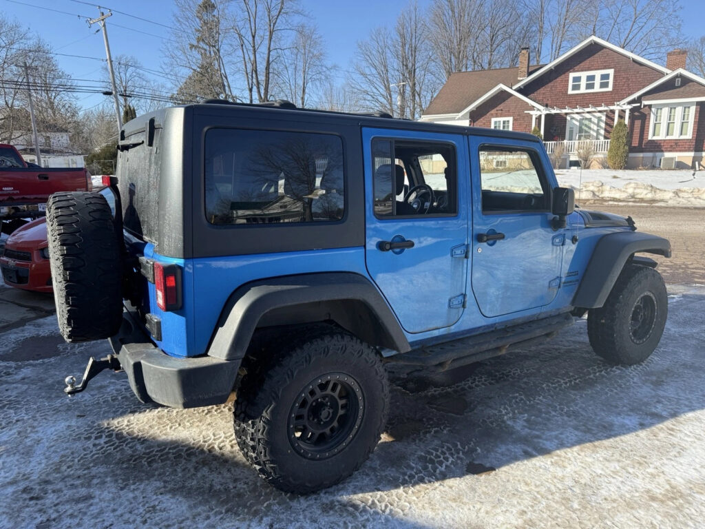 2015 Jeep Wrangler Sport